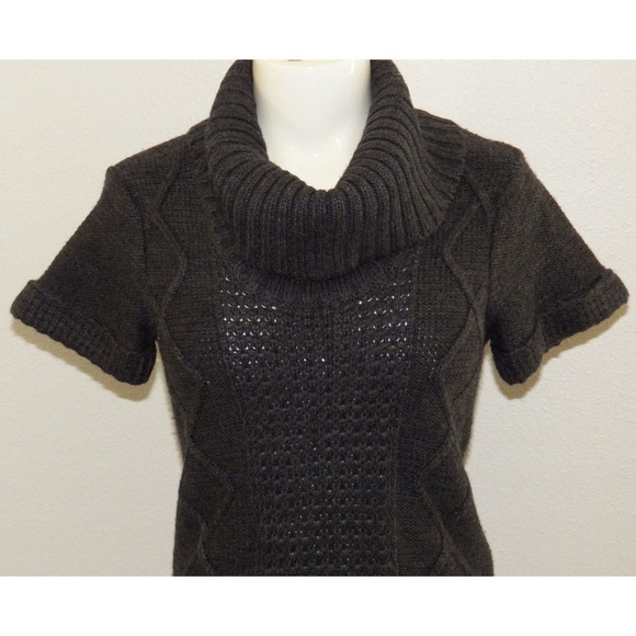 Isela Charcoal Gray Women's Turtleneck Sweater Size Small Short Sleeves Pockets - Picture 2 of 8